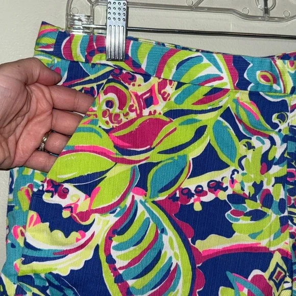Lilly Pulitzer Magnolia Shorts Toucan Play Size 6 Colorful Beach Resort - Picture 4 of 11